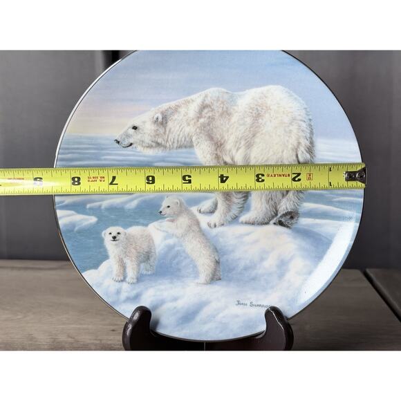 Kings Of The Hill Plate 1 of Treasures of The Arctic Series Bradford Exchange - Picture 5 of 6